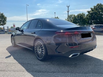 Mercedes Klasa E W214 Sedan 2.0 220d 197KM 2025 E Klasa 220 d 4-Matic AMG 2.0 (197KM) 2025, zdjęcie 2