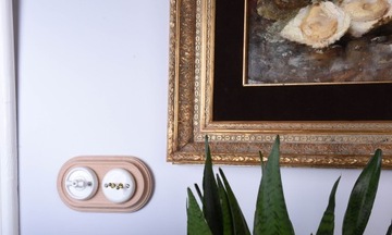 CERAMICZNY WŁĄCZNIK PODTYNKOWY KRZYŻOWY BIAŁY OBROTOWY BEZ RAMKI CWPTKWBR