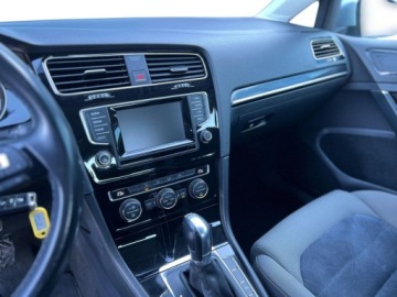 Volkswagen Golf VII Variant 1.6 TDI BlueMotion Technology 110KM 2014 Volkswagen Golf 1.6 Diesel 110KM, zdjęcie 10