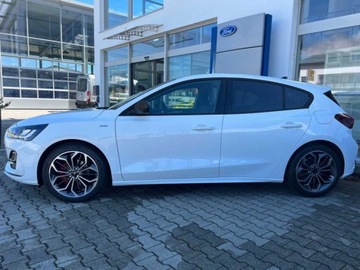 Ford Focus IV Hatchback Facelifting 1.0 EcoBoost 125KM 2025 Od ręki - ST-Line X 1.0 EcoBoost 125KM / Pakiet Winter, ST -Line X, zdjęcie 1