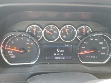 Chevrolet Silverado II 2019 Chevrolet Silverado 2019 CHEVROLET SILVERADO K1500 RST 5.3 Benzyna 355KM, zdjęcie 9