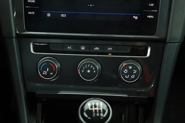 Volkswagen Golf VII Variant Facelifting 1.5 TSI BMT 130KM 2019 VW Golf 1.5 TSI, Salon Polska, Klima, Tempomat, zdjęcie 9