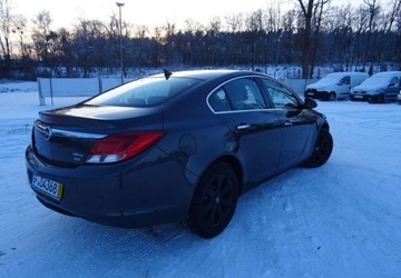 Opel Insignia I Sedan 2.0 CDTI ECOTEC 130KM 2010 Opel Insignia 2.0cdti,klima,navi,skory,oplac 2.0 Diesel 130KM, zdjęcie 3