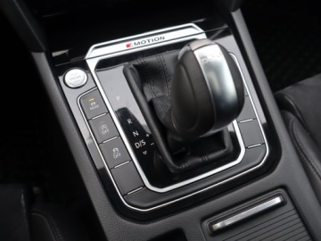 Volkswagen Passat B8 Limousine 2.0 TDI BlueMotion SCR 190KM 2017 VW Passat 2.0 TDI, Salon Polska, Serwis ASO, zdjęcie 17