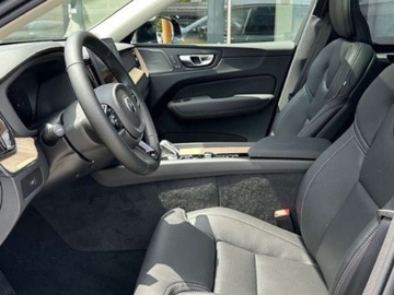 Volvo XC60 II 2026 VOLVO XC60 B5 AWD Ultra Dark Suv 2.0 (264KM) 2026, zdjęcie 3