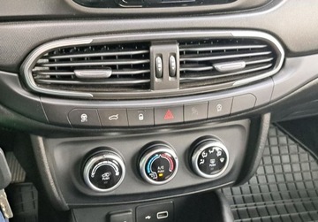 Fiat Tipo II Sedan Facelifting 1.0 T3 Turbo 100KM 2022 Fiat Tipo Fiat Tipo 1.0 100km 1 Wlasciciel Salon Polska Benzyna, zdjęcie 12
