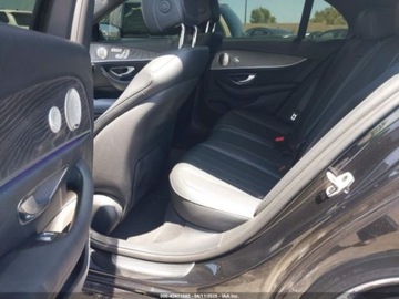 Mercedes Klasa E W213 2021 Mercedes-Benz Klasa E 2021 MERCEDES-BENZ E 350 2.0 Benzyna 255KM, zdjęcie 11