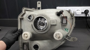 89100198008 SVĚTLOMET PRAVÝ OPEL AGILA A