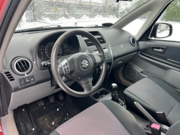 Suzuki SX4 I Hatchback 1.5 i 16V 100KM 2006 SUZUKI SX4 1.5 benzyna 100 koni, zarejestrowany w PL, zdjęcie 8