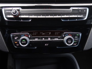 BMW X1 F48 2018 BMW X1 sDrive18i, Salon Polska, Serwis ASO, zdjęcie 11