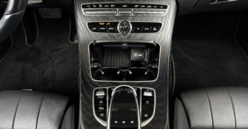 Mercedes Klasa E W213 Coupe 2.0 300d 245KM 2020 Mercedes-Benz Klasa E E300d Coupe AMG C238 Distronic Led Elektryczne Fotel, zdjęcie 13