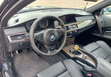 BMW Seria 5 E60 Touring 530 i 258KM 2006 BMW Seria 5 BMW Seria 5 530i 3.0 Benzyna 258KM, zdjęcie 13