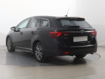 Toyota Avensis III Wagon Facelifting 2015 1.6 D-4D 112KM 2015 Toyota Avensis 1.6 D-4D, Navi, Klima, Klimatronic, zdjęcie 3