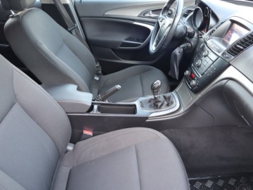 Opel Insignia I Sports Tourer 2.0 CDTI ECOTEC 130KM 2011 Opel Insignia 2.0 CDTI, Navi, Klima, Klimatronic, zdjęcie 8