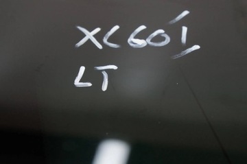 SKLO (OKNO) KAROSERIE LEVÝ ZADNÍ VOLVO XC60