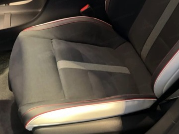 Mercedes CLA C118/X118 2026 MERCEDES-BENZ CLA 220 4-Matic AMG Line 1.5 (190KM) 2026, zdjęcie 5