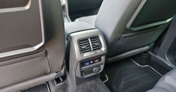 Volkswagen Tiguan II SUV 1.5 TSI EVO 150KM 2019 Volkswagen Tiguan Highline DSG Gwarancja, zdjęcie 10