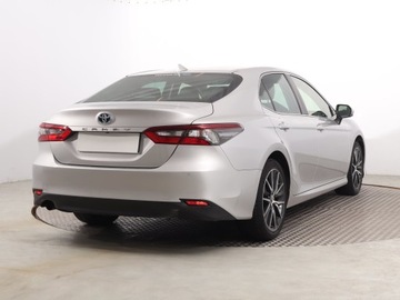 Toyota Camry IX Sedan 2.5 Hybrid Dynamic Force 218KM 2021 Toyota Camry 2.5 Hybrid, Salon Polska, zdjęcie 4
