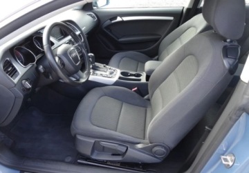 Audi A5 8T Coupe 1.8 TFSI 160KM 2010 Audi A5 Coupe 1.8TFSI 160KM Automat Xenon Navi Bezwypadkowy Zarejestrowany, zdjęcie 9