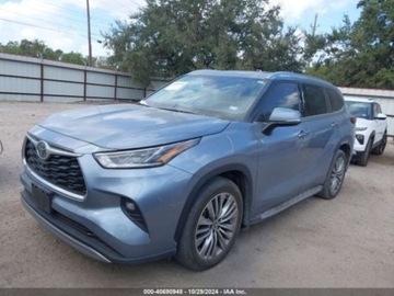 Toyota Highlander III 2021 Toyota Highlander 2021r., Platinium, od ubezpieczalni 3.5 Benzyna 295KM, zdjęcie 2