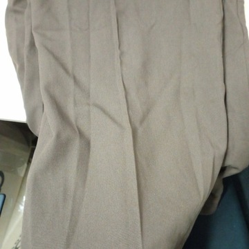 Pull&Bear Brązowe dopasowane spodnie z podwyższonym stanem XXL