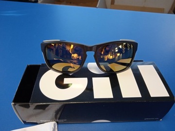 СОЛНЦЕЗАЩИТНЫЕ ОЧКИ VERSO ЧЕРНЫЕ с чехлами