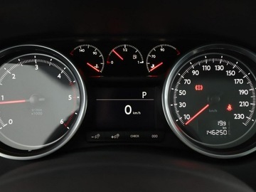 Peugeot 508 I RXH Facelifting 2.0 BlueHDi 180KM 2016 Peugeot 508 RXH 180KM Automat Panorama Navi Kamera, zdjęcie 21