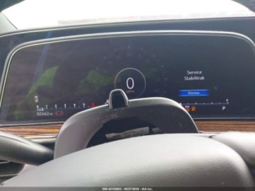 Cadillac Escalade III 2022 Cadillac Escalade 2022, ESV Premium Luxury, 4x4, od ubezpieczalni 6.2 420KM, zdjęcie 10