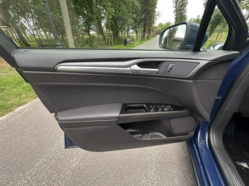 Ford Mondeo V Kombi 2.0 TDCi 180KM 2016 Ford Mondeo MK5 2.0 TDCI 180 Koni Convers Titanium, zdjęcie 15