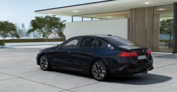 BMW Seria 5 G90-91 2024 BMW Seria 5 BMW 550e xDrive 3.0 Hybryda Plug-in 489KM, zdjęcie 1
