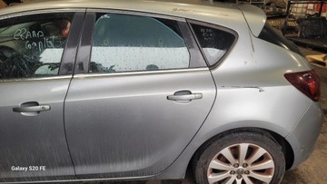 ASTRA J DVEŘE LEVÉ ZADNÍ HB Z179