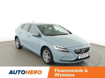 Volvo V40 II Cross Country Facelifting 2.0 T4 190KM 2017 Volvo V40 full LED jasne skóry klima auto, zdjęcie 9