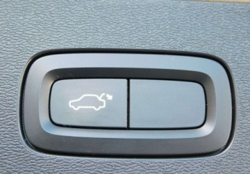 Volvo V60 II  Kombi 2.0 D3 150KM 2019 Volvo V60 z Gwarancja Kamera Model 2020r 2.0 Diesel 150KM, zdjęcie 27