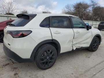 Honda HR-V III 2023 Honda HR-V SPORT 2023, od ubezpieczalni 2.0 Benzyna 158KM, zdjęcie 4