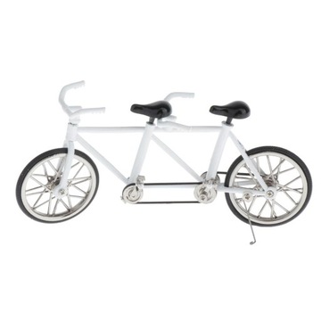 :16 Model roweru tandemowego Kolekcje zabawek Biały