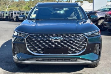 Chery Tiggo 8 SUV PHEV 1.5 T-GDI DHE 279KM 2025 CHERY TIGGO 8 Prestige Super Hybrid 1.5 T-GDI 279KM 7os. 2025, zdjęcie 1