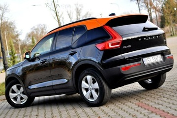 Volvo XC40 Crossover Facelifting 1.5 T2 129KM 2022 Volvo XC 40 1,5 Benzyna 130KM_T2_R Design_Full, zdjęcie 3