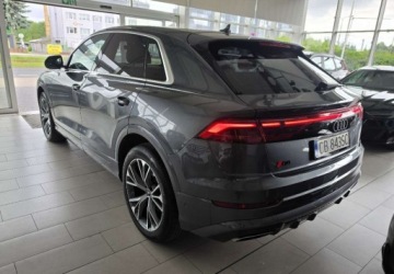 Audi Q8 SUV 3.0 45 TDI 231KM 2024 Audi Q8 Salon Polska Sline zawieszenie pneumatyczne , radary,marix 3.0