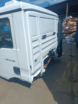 ПОЛНАЯ КАБИНА MAN TGM 18.250