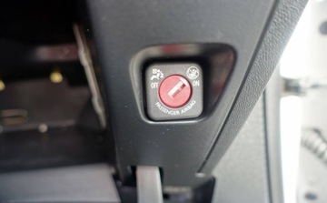 Peugeot 208 I Hatchback 3d 1.0 VTI 68KM 2014 Peugeot 208 1.0VTi 68KM Klima Niski przebieg Zero korozji Oryginalne szyby, zdjęcie 22