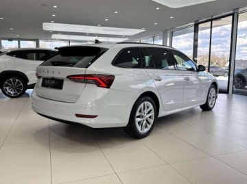 Skoda Octavia IV Kombi 2.0 TDI 115KM 2022 Skoda Octavia Ambition Kamera cofania CarPlayAndroid Auto LED 2.0, zdjęcie 3