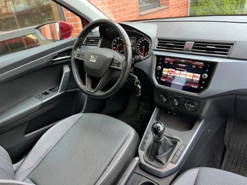 Seat Arona Crossover 1.0 EcoTSI 95KM 2018 Seat Arona 1.0 benzyna 95 KM czarny dach zarej w PL zadbany zamiana, zdjęcie 6