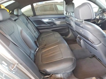 BMW Seria 7 G70 2022 BMW Seria 7 750XI 2022 4.4 Benzyna 523KM, zdjęcie 10