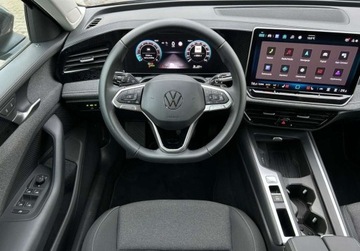 Volkswagen Passat B8 Variant Facelifting 1.5 TSI EVO 150KM 2025 Volkswagen Passat Basic Pakiet Zimowy, ACC, Kamera, Indukcyjna ladowarka,, zdjęcie 5