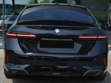 BMW Seria 5 G90-91 Sedan Plug-In 3.0 50e 489KM 2025 BMW Seria 5 550e xDrive Sport Sedan 3.0 (489KM) 2025, zdjęcie 3