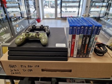 PS4 PRO/ Konsola PlayStation 4 PRO 1TB + 2 pady + 8 gier/ czyszczona