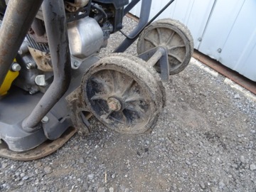 HUSQVARNA ATLAS COPCO LF75 COMPACTION 89 кг 4,1 кВт