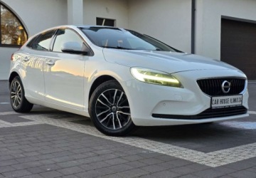 Volvo V40 II Hatchback Facelifting 2.0 D2 120KM 2016 Volvo V40 VOLVO V40 2.0D FULL LED ALU NAVI 2.0 Diesel 120KM, zdjęcie 13