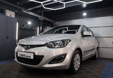 Hyundai i20 I Hatchback 5d Facelifting 1.2 DOHC 85KM 2012 Hyundai i20 1.2 Benzyna 85KM, zdjęcie 2