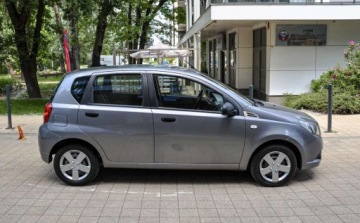 Chevrolet Aveo T250 Hatchback 5d 1.2 DOHC 84KM 2011 Chevrolet Aveo Salon PL Bezwypadkowy Lift 20112012 r. 1.2 Benzyna 84KM, zdjęcie 4